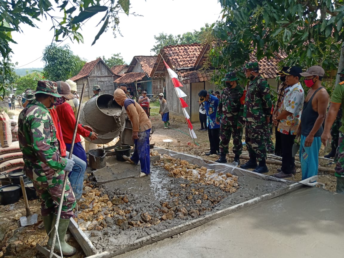 Cek Proses Pembangunan, Danrem 073/Makutarama Pantau TMMD Reg Ke-108 Kodim 0717/Purwodadi